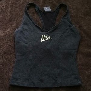 Nike work out crop tank size small